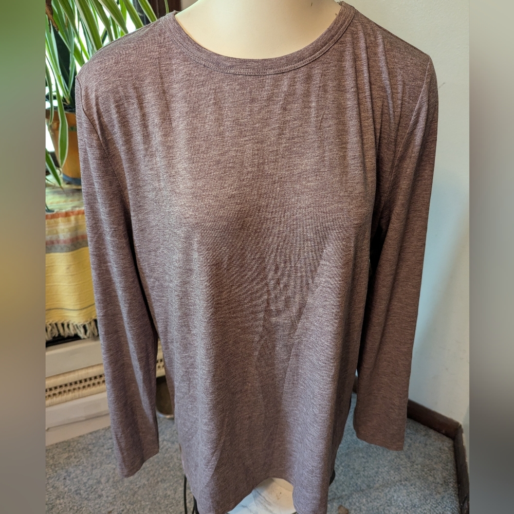 NWT Unisex Athmile Rayon Poly Blend LS Beige Heather Sport Tshirt Sz L